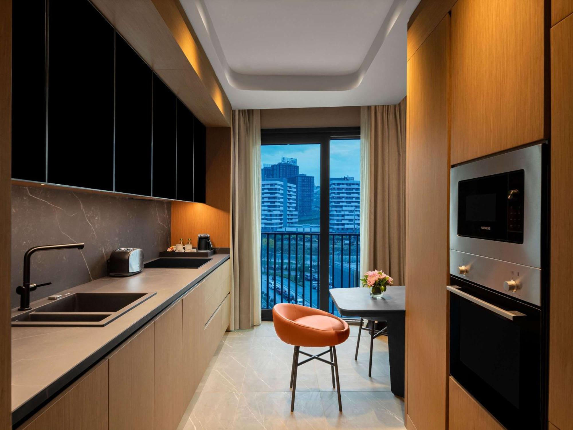 Moevenpick Living Istanbul Saklivadi Hotell Eksteriør bilde