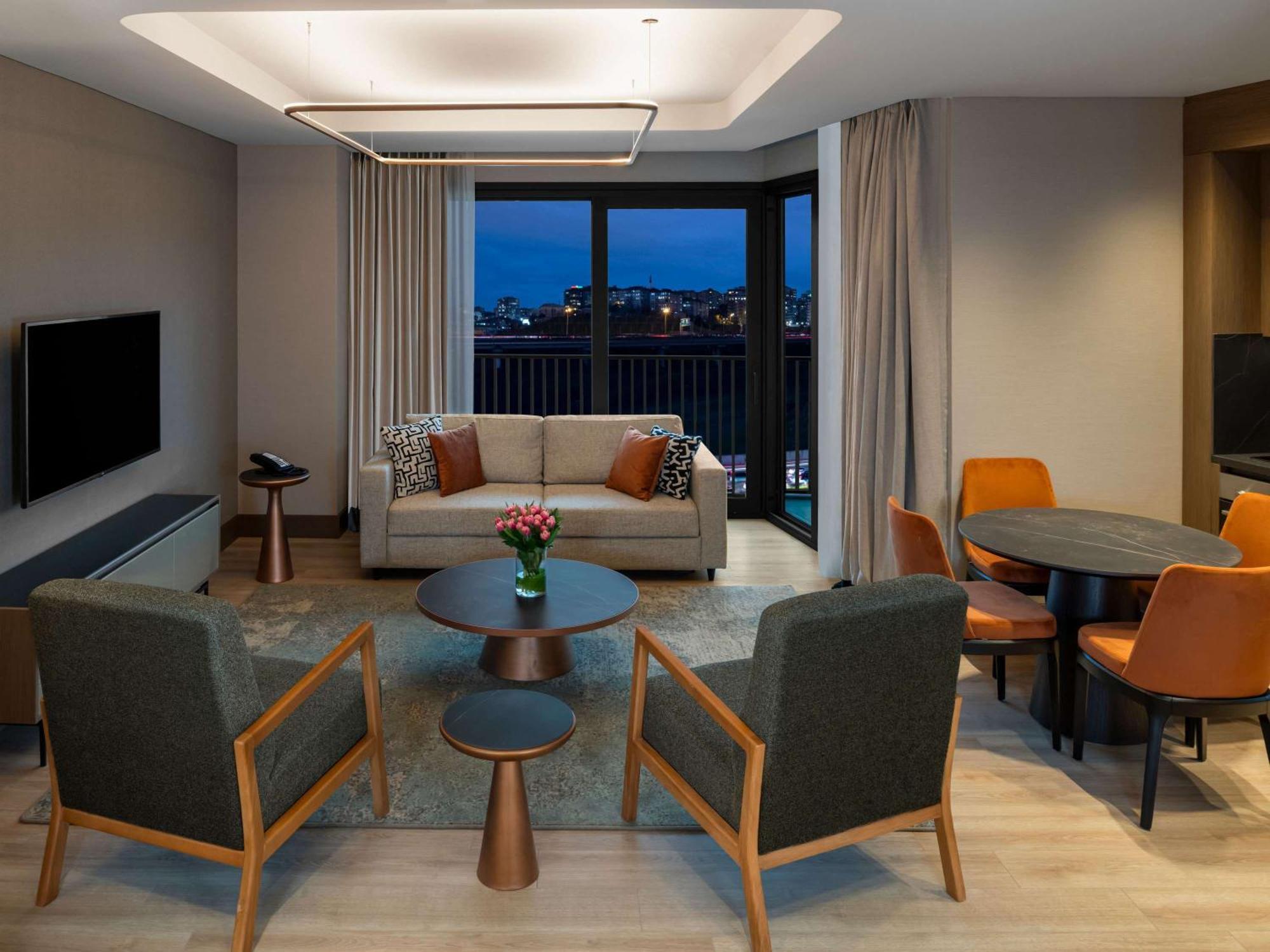 Moevenpick Living Istanbul Saklivadi Hotell Eksteriør bilde