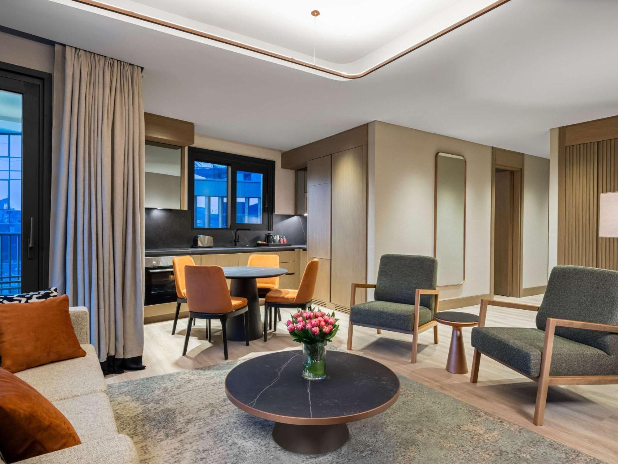 Moevenpick Living Istanbul Saklivadi Hotell Eksteriør bilde